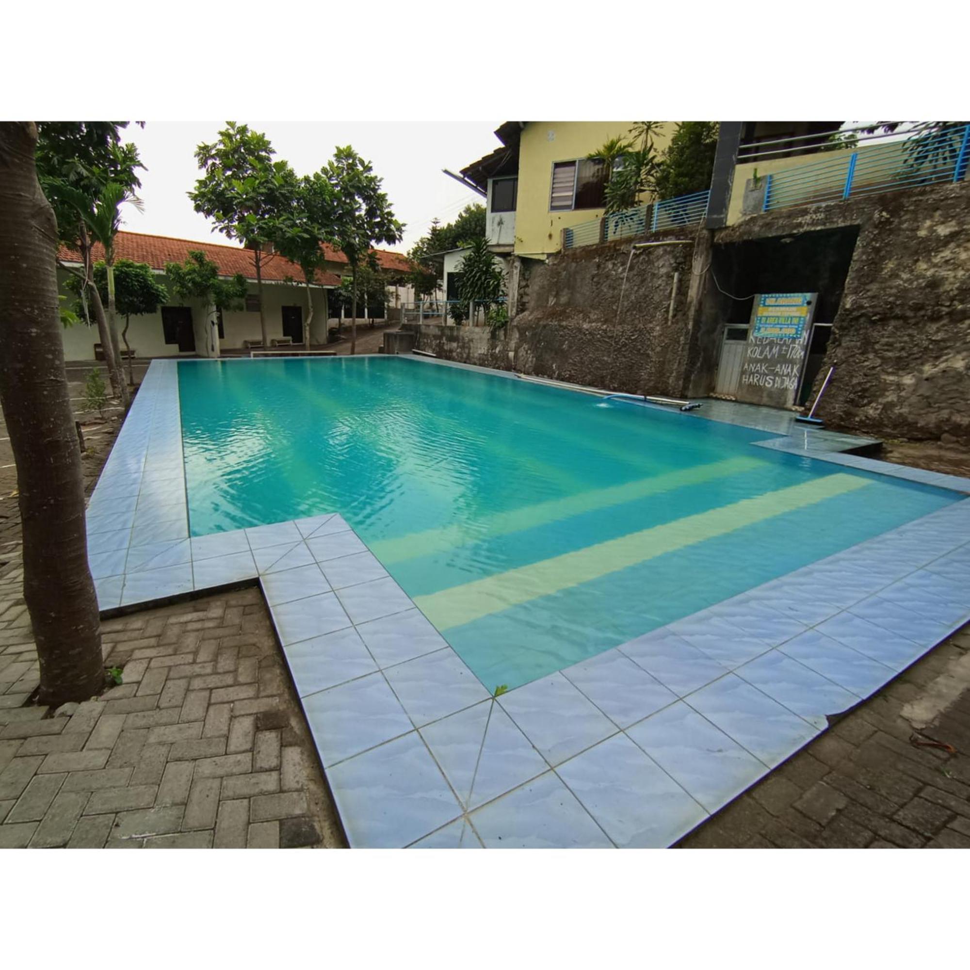 Villa Asia Jaya Redpartner Mojokerto Exterior photo